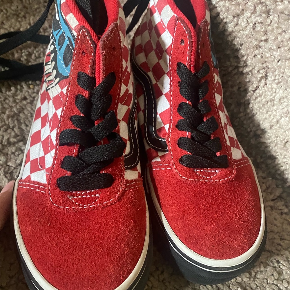 Vans - Picture 3 of 6